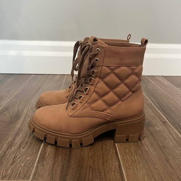 Womens Boots - Picture 1 of 4